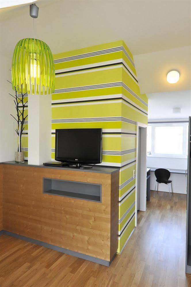 לודוויגסבורג Campuszwei - Hotel & Boardinghouse מראה חיצוני תמונה